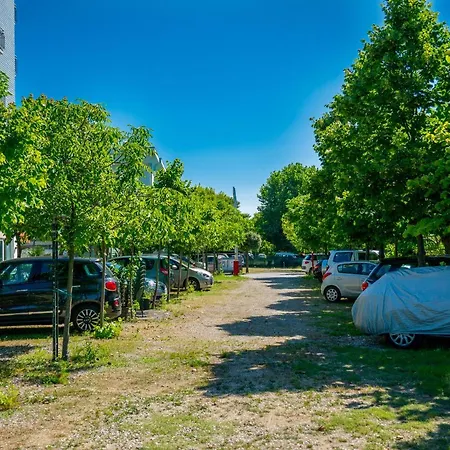 Hotel Pari 3*