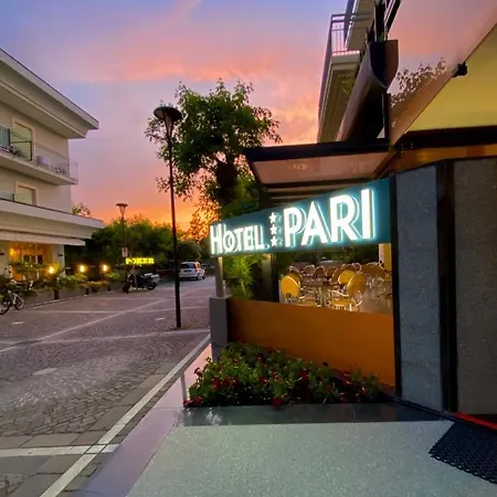 Pari Hotel