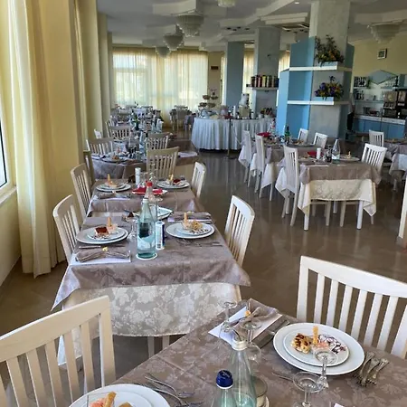 Pari Hotel Misano Adriatico