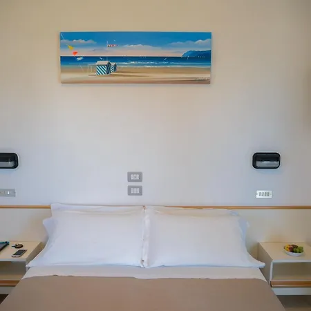Pari Hotel