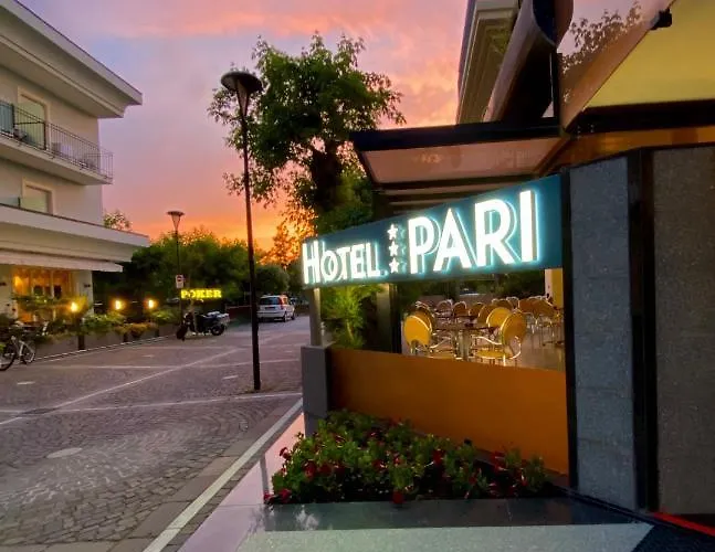 Pari Hotell